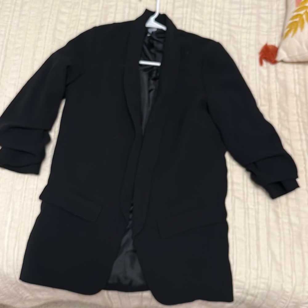 Toni Black Blazer